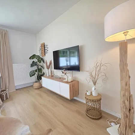 Emma S Friesenglueck Vakantiehuis Hage